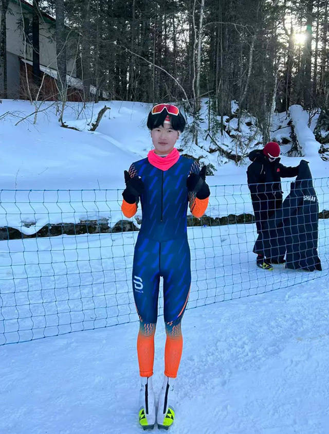 瑞士运动员获得滑雪比赛铜牌的简单介绍